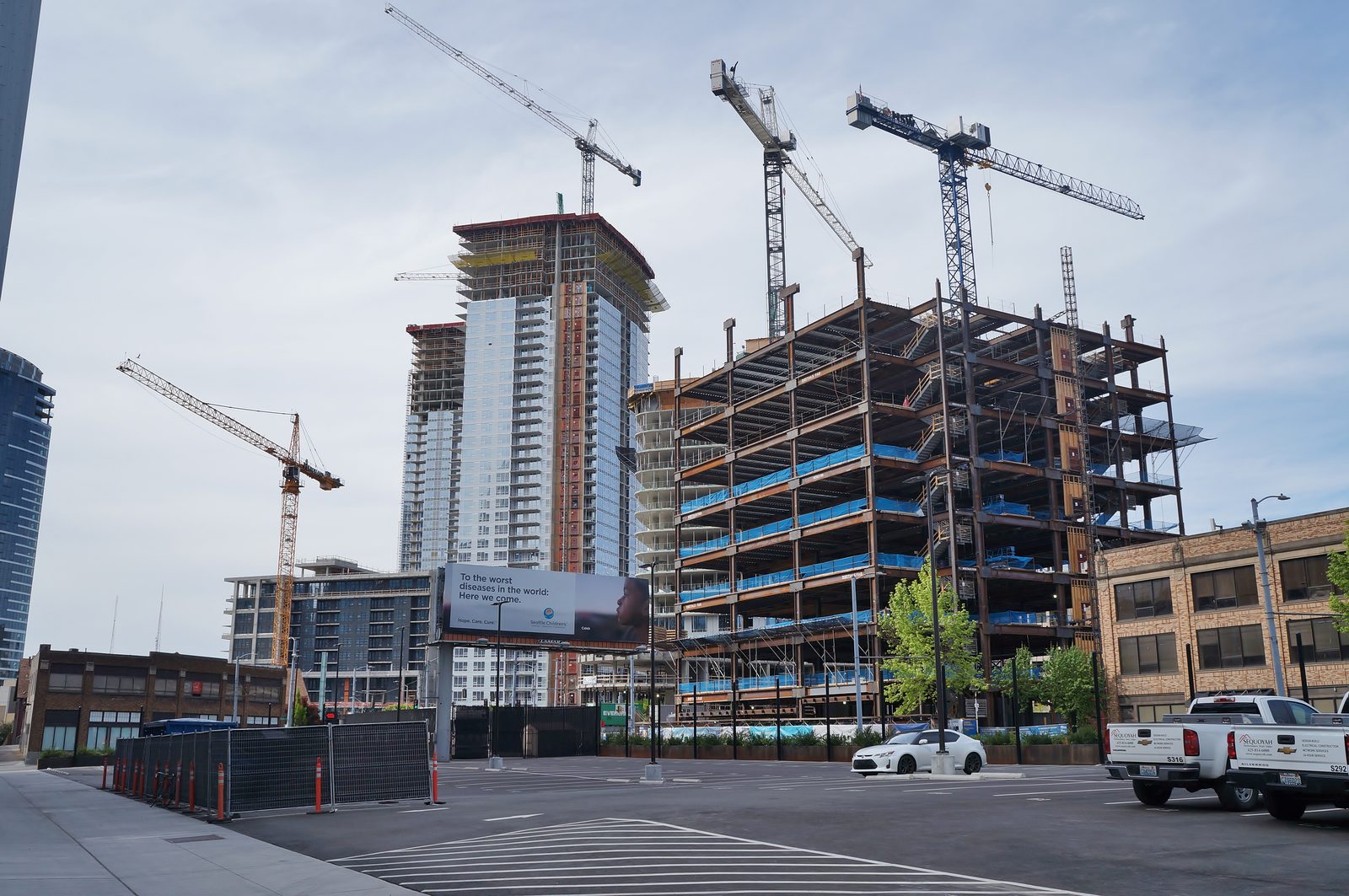 Mixed-use high-rise, steel frame stage